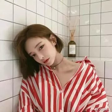 春色无边满杏林